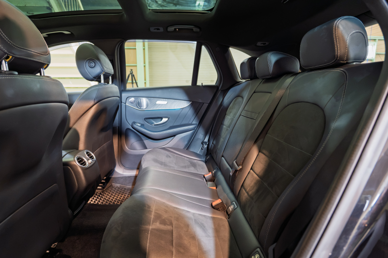 メルセデスベンツ GLC GLC220d 4MATIC ﾛｰﾚｳｽｴﾃﾞｨｼｮﾝ　特別仕様 黒半革 ﾊﾟﾉﾗﾏSR ﾅﾋﾞTV 360ｶﾒﾗ ﾌﾞﾙﾒｽﾀｰ 自動ﾄﾗﾝｸ ﾌｯﾄｵｰﾌﾟﾅｰ LEDﾗｲﾄ AMGｴｱﾛ&19AW ACC BSM LCW　2年保証