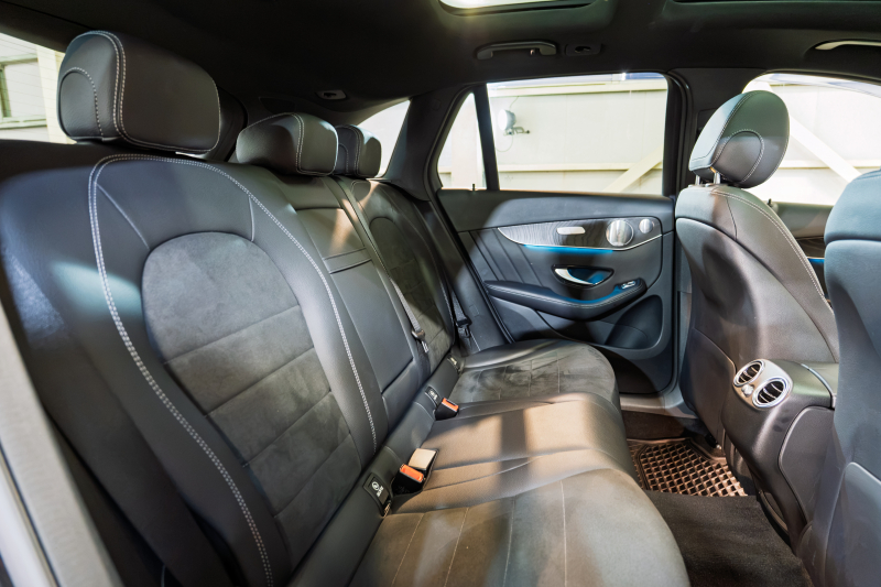 メルセデスベンツ GLC GLC220d 4MATIC ﾛｰﾚｳｽｴﾃﾞｨｼｮﾝ　特別仕様 黒半革 ﾊﾟﾉﾗﾏSR ﾅﾋﾞTV 360ｶﾒﾗ ﾌﾞﾙﾒｽﾀｰ 自動ﾄﾗﾝｸ ﾌｯﾄｵｰﾌﾟﾅｰ LEDﾗｲﾄ AMGｴｱﾛ&19AW ACC BSM LCW　2年保証