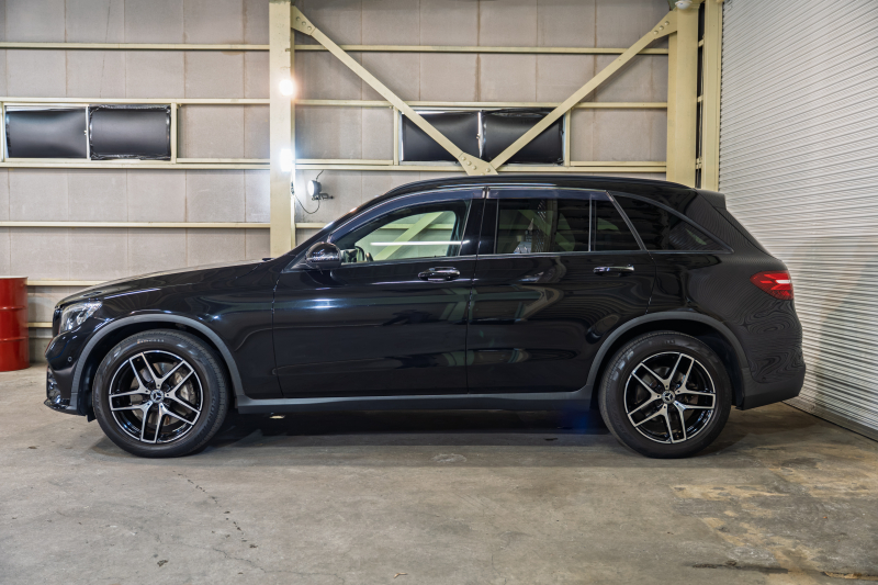 メルセデスベンツ GLC GLC220d 4MATIC ﾛｰﾚｳｽｴﾃﾞｨｼｮﾝ　特別仕様 黒半革 ﾊﾟﾉﾗﾏSR ﾅﾋﾞTV 360ｶﾒﾗ ﾌﾞﾙﾒｽﾀｰ 自動ﾄﾗﾝｸ ﾌｯﾄｵｰﾌﾟﾅｰ LEDﾗｲﾄ AMGｴｱﾛ&19AW ACC BSM LCW　2年保証