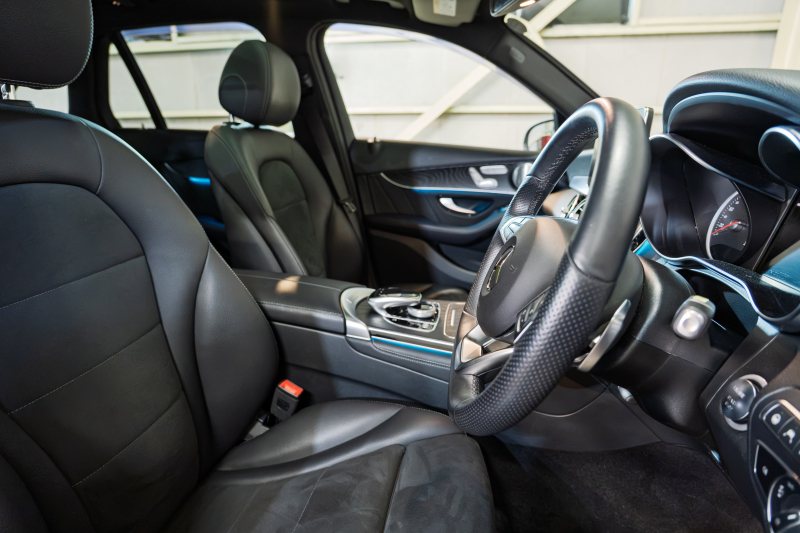 メルセデスベンツ GLC GLC220d 4MATIC ﾛｰﾚｳｽｴﾃﾞｨｼｮﾝ　特別仕様 黒半革 ﾊﾟﾉﾗﾏSR ﾅﾋﾞTV 360ｶﾒﾗ ﾌﾞﾙﾒｽﾀｰ 自動ﾄﾗﾝｸ ﾌｯﾄｵｰﾌﾟﾅｰ LEDﾗｲﾄ AMGｴｱﾛ&19AW ACC BSM LCW　2年保証