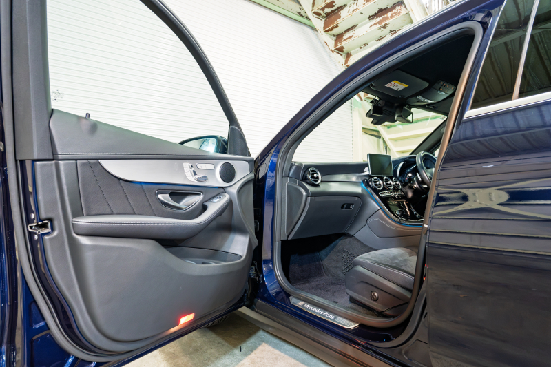 メルセデスベンツ GLC GLC200 ｽﾎﾟｰﾂ ﾚｰﾀﾞｰｾｰﾌﾃｨPKG　黒半革 ﾅﾋﾞTV 360ｶﾒﾗ 自動ﾄﾗﾝｸ ﾌｯﾄｵｰﾌﾟﾅｰ LEDﾍｯﾄﾞﾗｲﾄ AMGｴｱﾛ&19AW ACC BSM LCW　2年保証