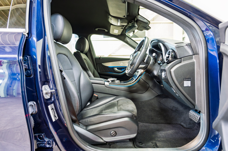 メルセデスベンツ GLC GLC200 ｽﾎﾟｰﾂ ﾚｰﾀﾞｰｾｰﾌﾃｨPKG　黒半革 ﾅﾋﾞTV 360ｶﾒﾗ 自動ﾄﾗﾝｸ ﾌｯﾄｵｰﾌﾟﾅｰ LEDﾍｯﾄﾞﾗｲﾄ AMGｴｱﾛ&19AW ACC BSM LCW　2年保証