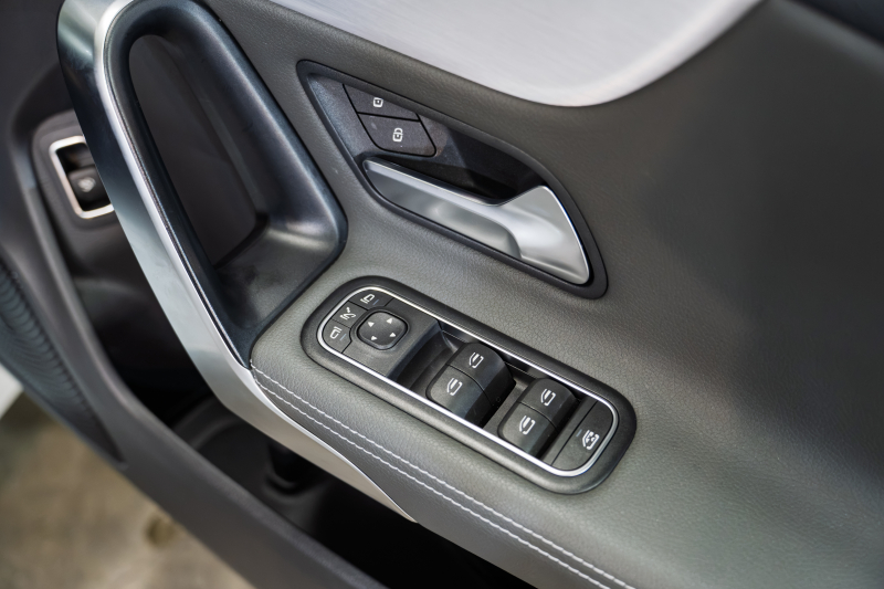 メルセデスベンツ CLAクラス CLA200d AMGﾗｲﾝ ﾚｻﾞｰ&ｱﾄﾞﾊﾞﾝｽﾄﾞ&ﾅﾋﾞ& ﾚｰﾀﾞｰPKG　黒灰革 ｼｰﾄﾋｰﾀｰ ﾊﾟﾉﾗﾏSR MBUXﾅﾋﾞ ﾌﾙｾｸﾞTV 360ｶﾒﾗ ﾍｯﾄﾞｱｯﾌﾟD ｱﾄﾞﾊﾞﾝｽﾄﾞｻｳﾝﾄﾞ ﾏﾙﾁﾋﾞｰﾑLED AMGｴｱﾛ&18ｲﾝﾁAW　2年保証