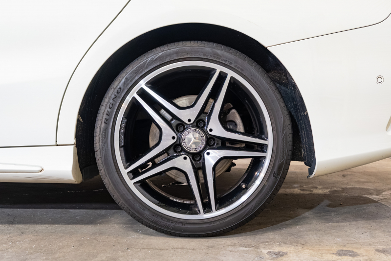 メルセデスベンツ CLAクラス CLA250 4MATIC ﾚｰﾀﾞｰｾｰﾌﾃｨPKG　中期 Pｽﾀ ECO 黒半革 ﾊﾟﾉﾗﾏSR 純正ﾅﾋﾞ ﾌﾙｾｸﾞ Bｶﾒﾗ PTS HID ACC BSM LCW AMGｴｱﾛ&18AW 7G-DCT　2年保証