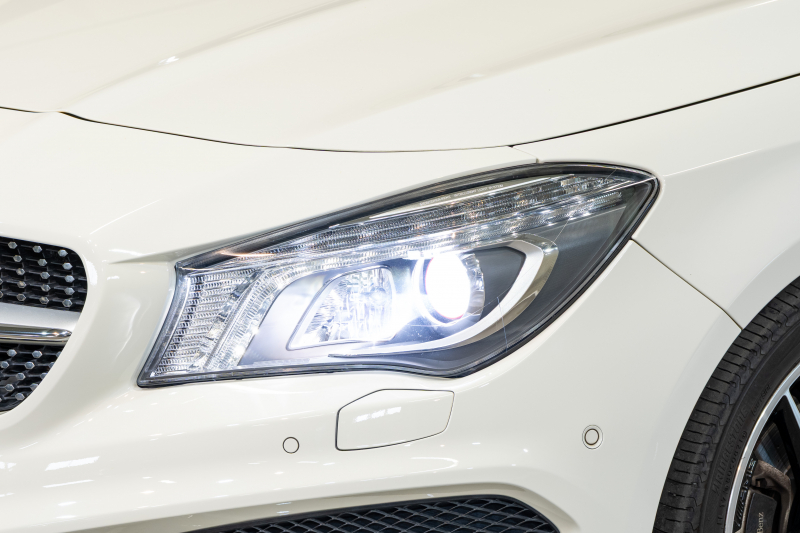 メルセデスベンツ CLAクラス CLA250 4MATIC ﾚｰﾀﾞｰｾｰﾌﾃｨPKG　中期 Pｽﾀ ECO 黒半革 ﾊﾟﾉﾗﾏSR 純正ﾅﾋﾞ ﾌﾙｾｸﾞ Bｶﾒﾗ PTS HID ACC BSM LCW AMGｴｱﾛ&18AW 7G-DCT　2年保証