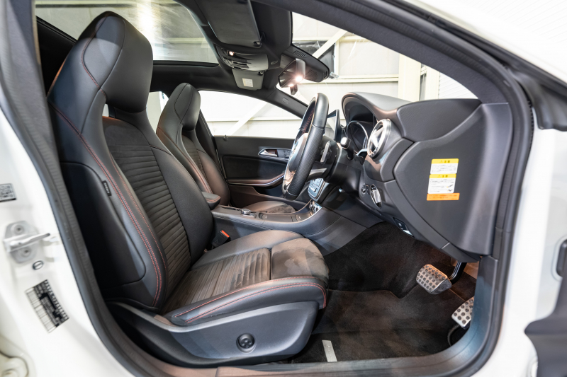 メルセデスベンツ CLAクラス CLA250 4MATIC ﾚｰﾀﾞｰｾｰﾌﾃｨPKG　中期 Pｽﾀ ECO 黒半革 ﾊﾟﾉﾗﾏSR 純正ﾅﾋﾞ ﾌﾙｾｸﾞ Bｶﾒﾗ PTS HID ACC BSM LCW AMGｴｱﾛ&18AW 7G-DCT　2年保証