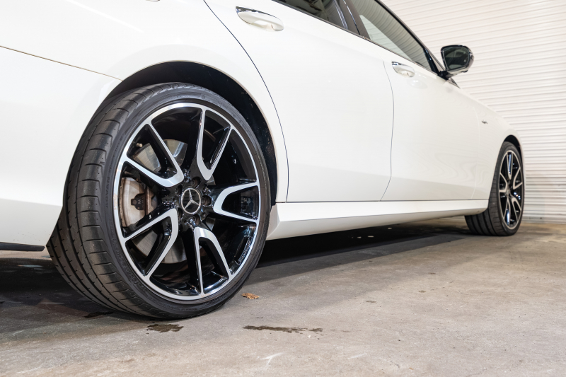 AMG Eクラス E53 4MATIC∔ ｴｸｽｸﾙｰｼﾌﾞ ﾚｰﾀﾞｰｾｰﾌﾃｨPKG　Pｽﾀ 黒革 ﾊﾟﾉﾗﾏSR 純正ﾅﾋﾞ ﾌﾙｾｸﾞ ﾏｯｻｰｼﾞ ﾀﾞｲﾅﾐｯｸｼｰﾄ ﾋｰﾀｰ&ｸｰﾗｰ 360ｶﾒﾗ ﾍｯﾄﾞｱｯﾌﾟD ﾌﾞﾙﾒｽﾀｰ 自動ﾄﾗﾝｸ ﾌｯﾄｵｰﾌﾟﾅｰ LEDﾗｲﾄ ACC BSM LCW　2年保証