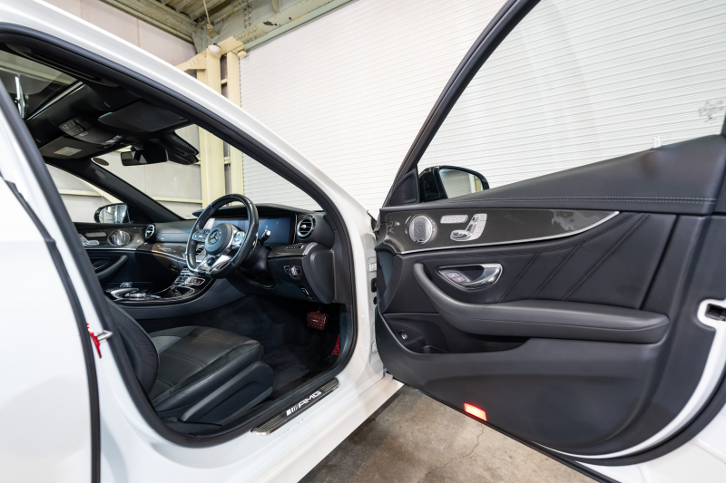 AMG Eクラス E53 4MATIC∔ ｴｸｽｸﾙｰｼﾌﾞ ﾚｰﾀﾞｰｾｰﾌﾃｨPKG　Pｽﾀ 黒革 ﾊﾟﾉﾗﾏSR 純正ﾅﾋﾞ ﾌﾙｾｸﾞ ﾏｯｻｰｼﾞ ﾀﾞｲﾅﾐｯｸｼｰﾄ ﾋｰﾀｰ&ｸｰﾗｰ 360ｶﾒﾗ ﾍｯﾄﾞｱｯﾌﾟD ﾌﾞﾙﾒｽﾀｰ 自動ﾄﾗﾝｸ ﾌｯﾄｵｰﾌﾟﾅｰ LEDﾗｲﾄ ACC BSM LCW　2年保証