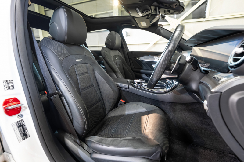 AMG Eクラス E53 4MATIC∔ ｴｸｽｸﾙｰｼﾌﾞ ﾚｰﾀﾞｰｾｰﾌﾃｨPKG　Pｽﾀ 黒革 ﾊﾟﾉﾗﾏSR 純正ﾅﾋﾞ ﾌﾙｾｸﾞ ﾏｯｻｰｼﾞ ﾀﾞｲﾅﾐｯｸｼｰﾄ ﾋｰﾀｰ&ｸｰﾗｰ 360ｶﾒﾗ ﾍｯﾄﾞｱｯﾌﾟD ﾌﾞﾙﾒｽﾀｰ 自動ﾄﾗﾝｸ ﾌｯﾄｵｰﾌﾟﾅｰ LEDﾗｲﾄ ACC BSM LCW　2年保証