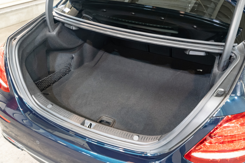 メルセデスベンツ Eクラス E400 ｴｸｽｸﾙｰｼﾌﾞ 4MATIC ｴｸｽｸﾙｰｼﾌﾞPKG　1ｵｰﾅｰ 黒革 ﾊﾟﾉﾗﾏSR ﾅﾋﾞTV 360ｶﾒ ﾌﾞﾙﾒｽﾀｰ ｴｱﾊﾞﾗﾝｽP 自動ﾄﾗﾝｸ ﾌｯﾄｵｰﾌﾟﾅｰ 純正18AW ACC BSM LCW　2年保証