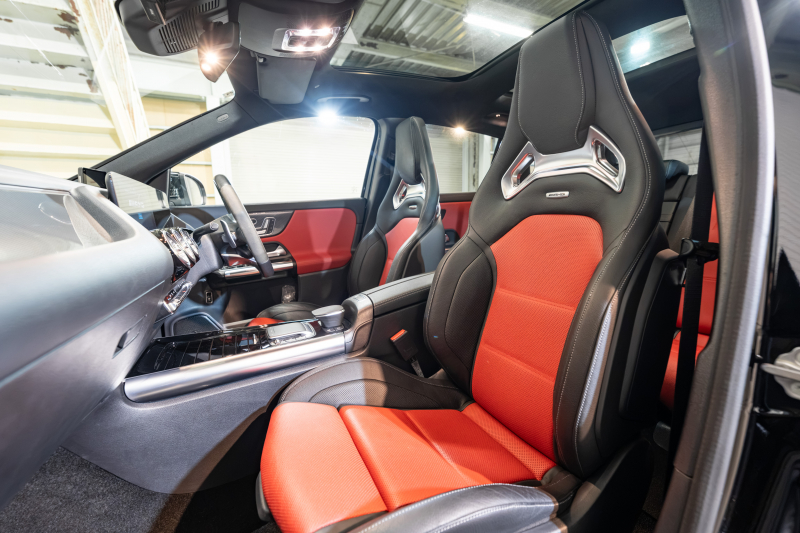 AMG GLA GLA35 4MATIC AMGﾊﾟﾌｫｰﾏﾝｽ&ｱﾄﾞﾊﾞﾝｽﾄP ﾚｰﾀﾞｰP　ACC 黒×赤革 ﾊﾟﾉﾗﾏR HDDﾅﾋﾞTV BTｵｰﾃﾞｨｵ&TEL 360ｶﾒﾗ AMGｴｱﾛ&19ｲﾝﾁAW ﾌｯﾄﾄﾗﾝｸ LED　2年保証付