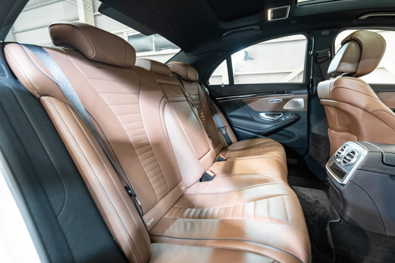 メルセデスベンツ Sクラス S400d ｽﾎﾟｰﾂﾘﾐﾃｯﾄﾞ ﾚｻﾞｰｴｸｽｸﾙｰｼﾌﾞ&ﾚｰﾀﾞｰｾｰﾌﾃｨPKG　後期特別仕様車 茶ﾅｯﾊﾟ革 ﾋｰﾀｰ&ｸｰﾗｰ ﾊﾟﾉﾗﾏSR ﾅﾋﾞTV 360ｶﾒﾗ HUD CarPlay ﾀﾞｲﾅﾐｯｸｼｰﾄ ﾘﾗｸｾﾞｰｼｮﾝ機能 ｴｱﾊﾞﾗﾝｽP ﾏﾙﾁﾋﾞｰﾑLED AMGｴｱﾛ&20AW ｴｱｻｽ　2年保証付