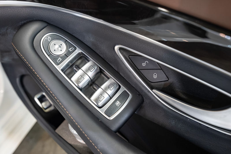 メルセデスベンツ Sクラス S400d ｽﾎﾟｰﾂﾘﾐﾃｯﾄﾞ ﾚｻﾞｰｴｸｽｸﾙｰｼﾌﾞ&ﾚｰﾀﾞｰｾｰﾌﾃｨPKG　後期特別仕様車 茶ﾅｯﾊﾟ革 ﾋｰﾀｰ&ｸｰﾗｰ ﾊﾟﾉﾗﾏSR ﾅﾋﾞTV 360ｶﾒﾗ HUD CarPlay ﾀﾞｲﾅﾐｯｸｼｰﾄ ﾘﾗｸｾﾞｰｼｮﾝ機能 ｴｱﾊﾞﾗﾝｽP ﾏﾙﾁﾋﾞｰﾑLED AMGｴｱﾛ&20AW ｴｱｻｽ　2年保証付