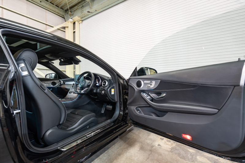 メルセデスベンツ Cクラス C300ｸｰﾍﾟ ﾚｻﾞｰEXｸﾙ&ﾚｰﾀﾞｰP　ACC Pｽﾀ ECO 黒革 ﾊﾟﾉﾗﾏR HDDﾅﾋﾞ ﾌﾙｾｸﾞ BTｵｰﾃﾞｨｵ&TEL Bｶﾒﾗ AMGｴｱﾛ&19ｲﾝﾁAW LEDﾗｲﾄ ﾚｰﾝｷｰﾌﾟ&ﾌﾞﾗｲﾝﾄﾞｽﾎﾟｯﾄA 2年保証付