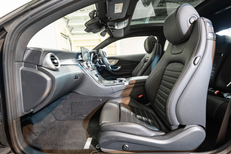 メルセデスベンツ Cクラス C300ｸｰﾍﾟ ﾚｻﾞｰEXｸﾙ&ﾚｰﾀﾞｰP　ACC Pｽﾀ ECO 黒革 ﾊﾟﾉﾗﾏR HDDﾅﾋﾞ ﾌﾙｾｸﾞ BTｵｰﾃﾞｨｵ&TEL Bｶﾒﾗ AMGｴｱﾛ&19ｲﾝﾁAW LEDﾗｲﾄ ﾚｰﾝｷｰﾌﾟ&ﾌﾞﾗｲﾝﾄﾞｽﾎﾟｯﾄA 2年保証付
