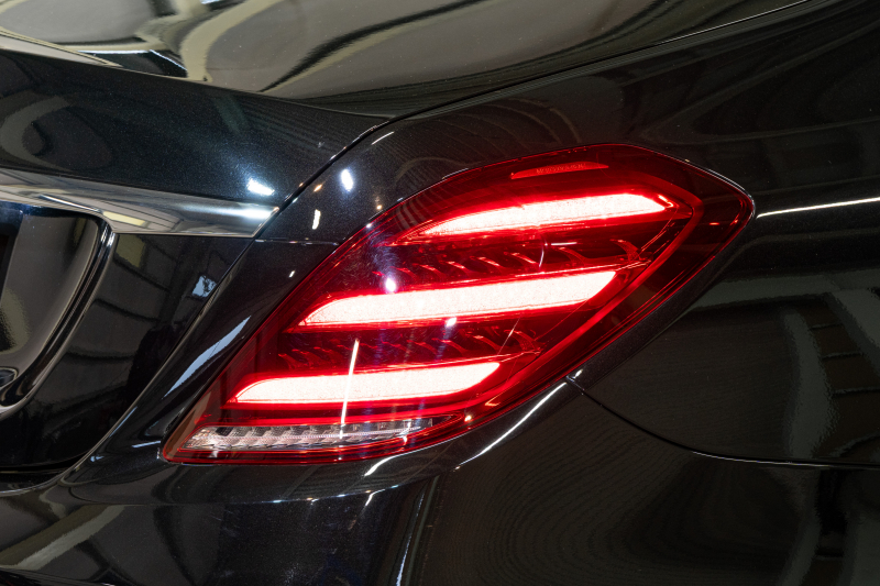 メルセデスベンツ Sクラス S450 ｴｸｽｸﾙｰｼﾌﾞ AMGﾗｲﾝﾌﾟﾗｽ ﾚｰﾀﾞｰSP　後期 黒革 ﾊﾟﾉﾗﾏSR ﾅﾋﾞTV 360ｶﾒ ﾌﾞﾙﾒｽﾀｰ ﾍｯﾄﾞｱｯﾌﾟD ｿﾌﾄﾄﾞｱｸﾛｰｼﾞｬｰ 自動ﾄﾗﾝｸ ﾜｲﾔﾚｽﾁｬｰｼﾞ ｴｱﾊﾞﾗﾝｽPKG AMGｴｱﾛ&20ｲﾝﾁAW　2年保証