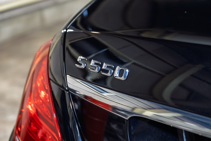 メルセデスベンツ Sクラス S550ﾛﾝｸﾞ ﾗｸﾞｼﾞｭｱﾘｰ&ﾚｰﾀﾞｰｾｰﾌﾃｨPKG　黒革 ｼｰﾄﾋｰﾀｰ&ｸｰﾗｰ ﾊﾟﾉﾗﾏSR 純正ﾅﾋﾞ ﾌﾙｾｸﾞTV  360ｶﾒﾗ Burmester 自動ﾄﾗﾝｸ&ﾊﾝｽﾞﾌﾘｰA LEDﾗｲﾄ 純正18ｲﾝﾁAW　2年保証
