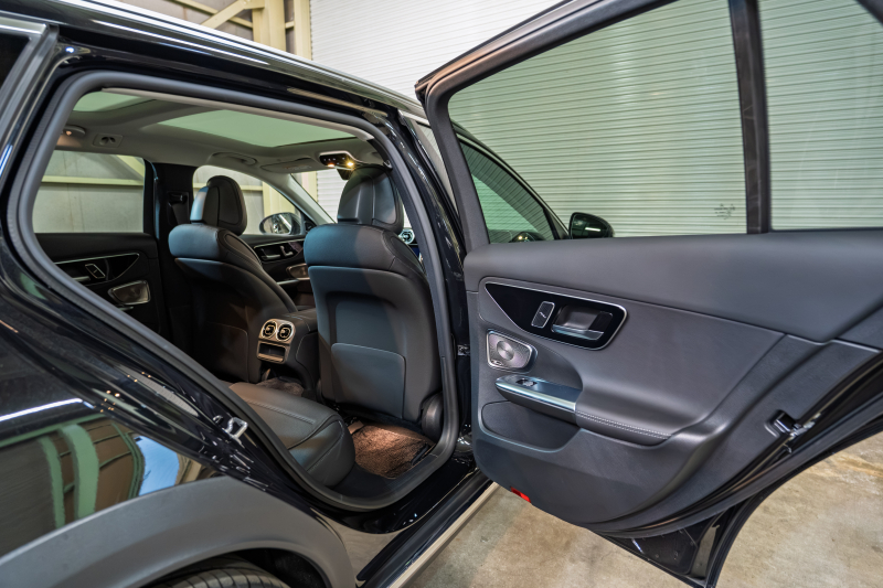 メルセデスベンツ Cクラス C220d 4MATIC ｵｰﾙﾃﾚｲﾝ ﾚｻﾞｰEX&ﾚｰﾀﾞｰP　ACC Pｽﾀ ECO 黒革 ﾊﾟﾉﾗﾏR HDDﾅﾋﾞ 360ｶﾒﾗ Carplay Brumesterｻｳﾝﾄﾞ 純正18ｲﾝﾁAW LKA LCA 2年保証付