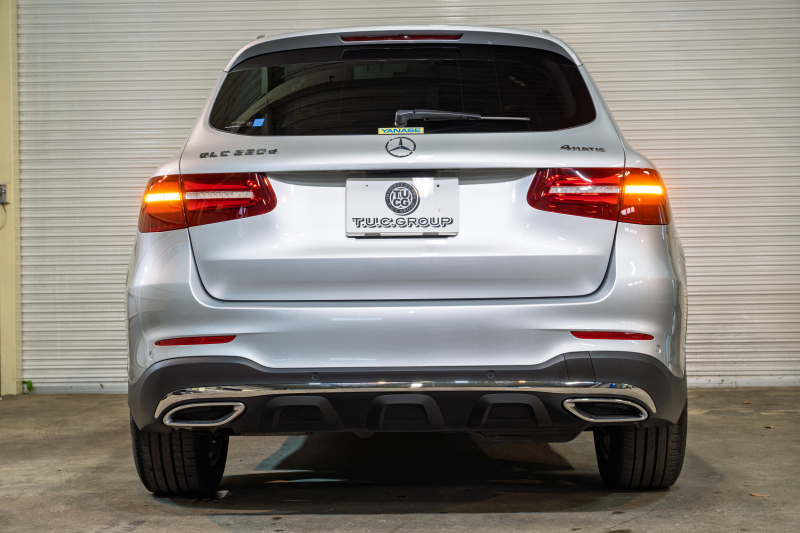 メルセデスベンツ GLC GLC220d 4MATIC ｽﾎﾟｰﾂ 本革仕様 ﾚｰﾀﾞｰSP　黒革 ﾋｰﾀｰ ﾊﾟﾉSR 純正ﾅﾋﾞTV ﾌﾞﾙﾒｽﾀｰS 360ｶﾒﾗ ﾍｯﾄﾞｱｯﾌﾟD ACC 自動Rｹﾞｰﾄ&ﾊﾝｽﾞﾌﾘｰA AMGｽﾀｲﾘﾝｸﾞPKG AMG19ｲﾝﾁAW　2年保証付