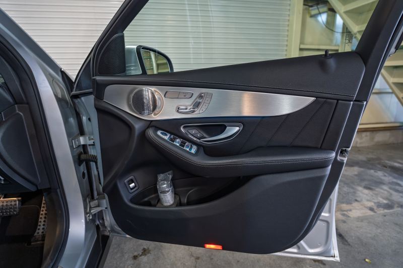 メルセデスベンツ GLC GLC220d 4MATIC ｽﾎﾟｰﾂ 本革仕様 ﾚｰﾀﾞｰSP　黒革 ﾋｰﾀｰ ﾊﾟﾉSR 純正ﾅﾋﾞTV ﾌﾞﾙﾒｽﾀｰS 360ｶﾒﾗ ﾍｯﾄﾞｱｯﾌﾟD ACC 自動Rｹﾞｰﾄ&ﾊﾝｽﾞﾌﾘｰA AMGｽﾀｲﾘﾝｸﾞPKG AMG19ｲﾝﾁAW　2年保証付