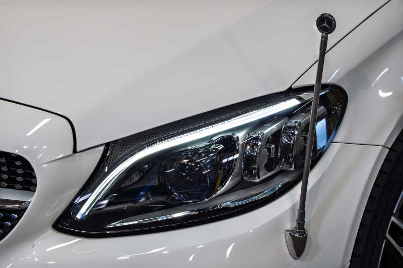 メルセデスベンツ Cクラス C220d ﾛｰﾚｳｽｴﾃﾞｼｮﾝ ﾚｻﾞｰｴｸｽｸﾙｰｼﾌﾞ&ﾚｰﾀﾞｰSP　後期 赤革 MBUXﾅﾋﾞTV ﾌﾞﾙﾒｽﾀｰS 360ｶﾒﾗ HUD ACC ｴｱｻｽﾍﾟﾝｼｮﾝ ﾏﾙﾁﾋﾞｰﾑLED AMGｽﾀｲﾘﾝｸﾞPKG AMG18ｲﾝﾁAW　2年保証