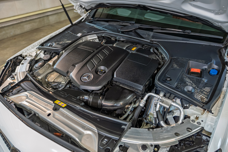 メルセデスベンツ Cクラス C220d ﾛｰﾚｳｽｴﾃﾞｼｮﾝ ﾚｻﾞｰｴｸｽｸﾙｰｼﾌﾞ&ﾚｰﾀﾞｰSP　後期 赤革 MBUXﾅﾋﾞTV ﾌﾞﾙﾒｽﾀｰS 360ｶﾒﾗ HUD ACC ｴｱｻｽﾍﾟﾝｼｮﾝ ﾏﾙﾁﾋﾞｰﾑLED AMGｽﾀｲﾘﾝｸﾞPKG AMG18ｲﾝﾁAW　2年保証