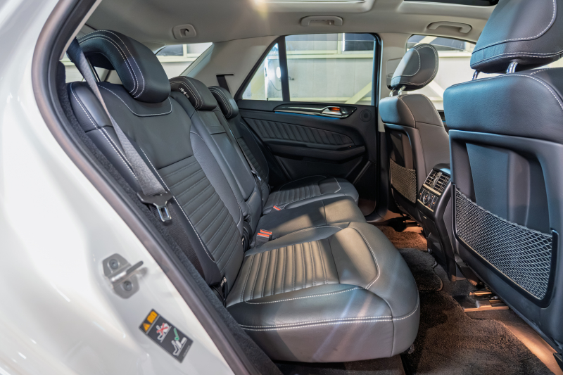 メルセデスベンツ GLE GLE350d 4MATIC ｽﾎﾟｰﾂ ﾚｰﾀﾞｰｾｰﾌﾃｲPKG　 黒革 ｼｰﾄﾋｰﾀｰ ｻﾝﾙｰﾌ 純正ﾅﾋﾞ ﾌﾙｾｸﾞTV 360ｶﾒﾗ harman/Kardon LEDﾍｯﾄﾞﾗｲﾄ AMGｴｱﾛ&20ｲﾝﾁAW　2年保証