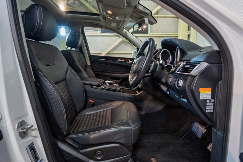 メルセデスベンツ GLE GLE350d 4MATIC ｽﾎﾟｰﾂ ﾚｰﾀﾞｰｾｰﾌﾃｲPKG　 黒革 ｼｰﾄﾋｰﾀｰ ｻﾝﾙｰﾌ 純正ﾅﾋﾞ ﾌﾙｾｸﾞTV 360ｶﾒﾗ harman/Kardon LEDﾍｯﾄﾞﾗｲﾄ AMGｴｱﾛ&20ｲﾝﾁAW　2年保証