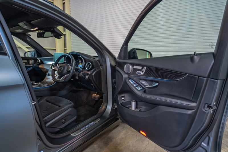 メルセデスベンツ GLC GLC220d 4MATIC ﾛｰﾚｳｽｴﾃﾞｨｼｮﾝ ﾅｲﾄPKG ﾚｰﾀﾞｰSP　特別仕様車 ACC 黒半革 ﾋｰﾀｰ ﾊﾟﾉﾗﾏSR ﾅﾋﾞTV ﾌﾞﾙﾒｽﾀｰS 360ｶﾒﾗ ﾍｯﾄﾞｱｯﾌﾟD AMGｴｱﾛ&19ｲﾝﾁAW　2年保証