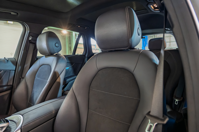 メルセデスベンツ GLC GLC220d 4MATIC ﾛｰﾚｳｽｴﾃﾞｨｼｮﾝ ﾅｲﾄPKG ﾚｰﾀﾞｰSP　特別仕様車 ACC 黒半革 ﾋｰﾀｰ ﾊﾟﾉﾗﾏSR ﾅﾋﾞTV ﾌﾞﾙﾒｽﾀｰS 360ｶﾒﾗ ﾍｯﾄﾞｱｯﾌﾟD AMGｴｱﾛ&19ｲﾝﾁAW　2年保証