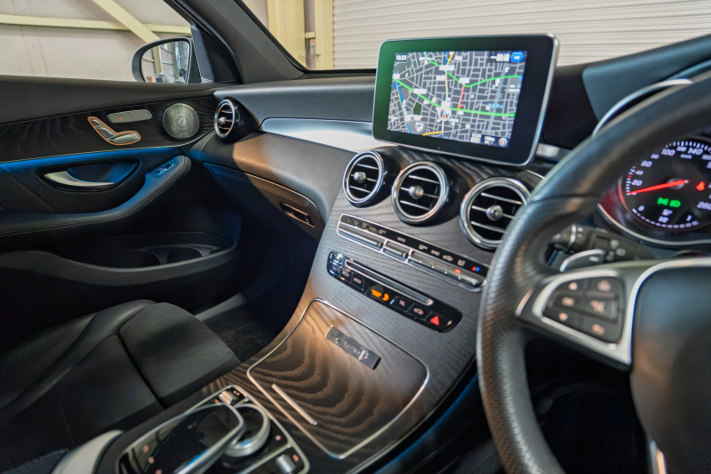 メルセデスベンツ GLC GLC220d 4MATIC ﾛｰﾚｳｽｴﾃﾞｨｼｮﾝ ﾅｲﾄPKG ﾚｰﾀﾞｰSP　特別仕様車 ACC 黒半革 ﾋｰﾀｰ ﾊﾟﾉﾗﾏSR ﾅﾋﾞTV ﾌﾞﾙﾒｽﾀｰS 360ｶﾒﾗ ﾍｯﾄﾞｱｯﾌﾟD AMGｴｱﾛ&19ｲﾝﾁAW　2年保証