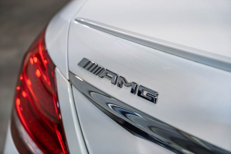 AMG Eクラス E43 4MATIC ﾚｰﾀﾞｰSP　ACC 茶革 ﾋｰﾀｰ ﾊﾟﾉﾗﾏSR 純正ﾅﾋﾞTV ﾌﾞﾙﾒｽﾀｰS 360ｶﾒﾗ Carplay ﾍｯﾄﾞｱｯﾌﾟD LEDﾍｯﾄﾞﾗｲﾄ AMGｴｸﾞｿﾞｰｽﾄ AMGｴｱﾛ&20ｲﾝﾁAW　2年保証