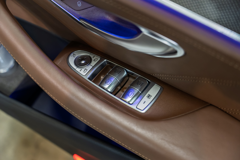 AMG Eクラス E43 4MATIC ﾚｰﾀﾞｰSP　ACC 茶革 ﾋｰﾀｰ ﾊﾟﾉﾗﾏSR 純正ﾅﾋﾞTV ﾌﾞﾙﾒｽﾀｰS 360ｶﾒﾗ Carplay ﾍｯﾄﾞｱｯﾌﾟD LEDﾍｯﾄﾞﾗｲﾄ AMGｴｸﾞｿﾞｰｽﾄ AMGｴｱﾛ&20ｲﾝﾁAW　2年保証