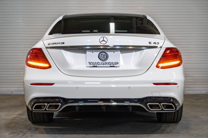 AMG Eクラス E43 4MATIC ﾚｰﾀﾞｰSP　ACC 茶革 ﾋｰﾀｰ ﾊﾟﾉﾗﾏSR 純正ﾅﾋﾞTV ﾌﾞﾙﾒｽﾀｰS 360ｶﾒﾗ Carplay ﾍｯﾄﾞｱｯﾌﾟD LEDﾍｯﾄﾞﾗｲﾄ AMGｴｸﾞｿﾞｰｽﾄ AMGｴｱﾛ&20ｲﾝﾁAW　2年保証