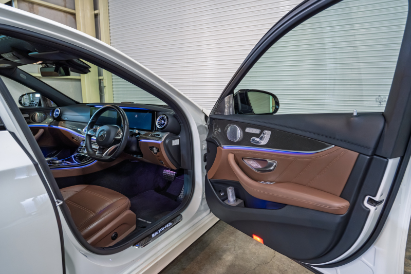 AMG Eクラス E43 4MATIC ﾚｰﾀﾞｰSP　ACC 茶革 ﾋｰﾀｰ ﾊﾟﾉﾗﾏSR 純正ﾅﾋﾞTV ﾌﾞﾙﾒｽﾀｰS 360ｶﾒﾗ Carplay ﾍｯﾄﾞｱｯﾌﾟD LEDﾍｯﾄﾞﾗｲﾄ AMGｴｸﾞｿﾞｰｽﾄ AMGｴｱﾛ&20ｲﾝﾁAW　2年保証
