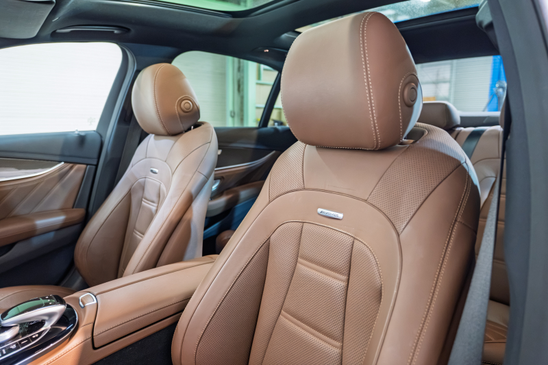 AMG Eクラス E43 4MATIC ﾚｰﾀﾞｰSP　ACC 茶革 ﾋｰﾀｰ ﾊﾟﾉﾗﾏSR 純正ﾅﾋﾞTV ﾌﾞﾙﾒｽﾀｰS 360ｶﾒﾗ Carplay ﾍｯﾄﾞｱｯﾌﾟD LEDﾍｯﾄﾞﾗｲﾄ AMGｴｸﾞｿﾞｰｽﾄ AMGｴｱﾛ&20ｲﾝﾁAW　2年保証