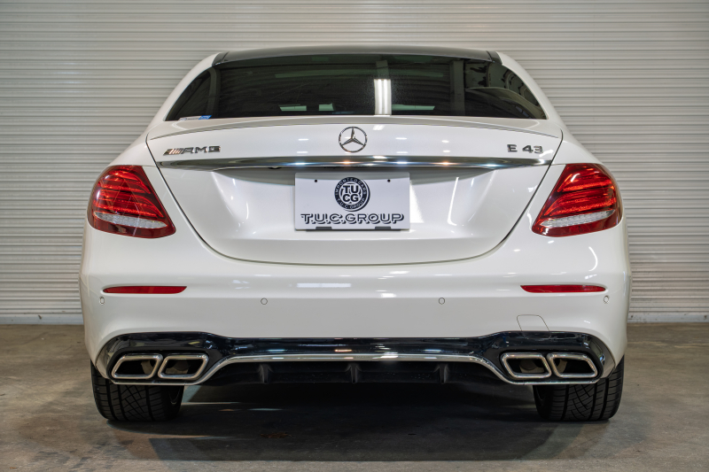 AMG Eクラス E43 4MATIC ﾚｰﾀﾞｰSP　ACC 茶革 ﾋｰﾀｰ ﾊﾟﾉﾗﾏSR 純正ﾅﾋﾞTV ﾌﾞﾙﾒｽﾀｰS 360ｶﾒﾗ Carplay ﾍｯﾄﾞｱｯﾌﾟD LEDﾍｯﾄﾞﾗｲﾄ AMGｴｸﾞｿﾞｰｽﾄ AMGｴｱﾛ&20ｲﾝﾁAW　2年保証