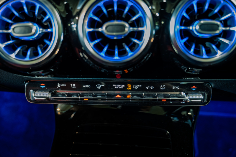 メルセデスベンツ CLAクラス CLA200d AMGﾗｲﾝ AMGﾚｻﾞｰｴｸｽｸﾙｰｼﾌﾞ&ｱﾄﾞﾊﾞﾝｽﾄﾞP ﾅﾋﾞｹﾞｰｼｮﾝP ﾚｰﾀﾞｰSP　ACC 赤/黒革 ﾊﾟﾉﾗﾏSR MBUXﾅﾋﾞ TV 360ｶﾒﾗ ｱﾄﾞﾊﾞﾝｽﾄﾞS ﾏﾙﾁﾋﾞｰﾑLED AMGｴｱﾛ&18ｲﾝﾁAW　2年保証