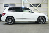 メルセデスベンツ GLKクラス GLK350 4MATIC AMGｴｸｽｸﾙｰｼﾌﾞ&ﾚｰﾀﾞｰｾｰﾌﾃｨP　後期ﾓﾃﾞﾙ 左H 黒革 ｼｰﾄﾋｰﾀｰ ﾊﾟﾉﾗﾏｻﾝﾙｰﾌ 純正ﾅﾋﾞ ﾌﾙｾｸﾞTV 360ｶﾒﾗ ｱﾙﾊﾟｲﾝﾘｱﾓﾆﾀｰ 自動Rｹﾞｰﾄ AMGｴｱﾛ&20ｲﾝﾁAW 2年保証
