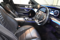 メルセデスベンツ Eクラス E200 AVG ｽﾎﾟｰﾂ ﾚｻﾞｰEXC& ﾚｰﾀﾞｰｾｰﾌﾃｨPKG　黒革 ｻﾝﾙｰﾌ ｼｰﾄﾋｰﾀｰ 純正ﾅﾋﾞ ﾌﾙｾｸﾞTV 360ｶﾒﾗ ﾌﾞﾙﾒｽﾀｰ CarPlay ﾏﾙﾁﾋﾞｰﾑLED ﾏﾙﾁｶﾗｰｱﾝﾋﾞｴﾝﾄﾗｲﾄ 自動Rｹﾞｰﾄ AMGｴｱﾛ&19ｲﾝﾁAW 　2年保証