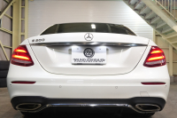 メルセデスベンツ Eクラス E200 AVG ｽﾎﾟｰﾂ ﾚｻﾞｰEXC& ﾚｰﾀﾞｰｾｰﾌﾃｨPKG　黒革 ｻﾝﾙｰﾌ ｼｰﾄﾋｰﾀｰ 純正ﾅﾋﾞ ﾌﾙｾｸﾞTV 360ｶﾒﾗ ﾌﾞﾙﾒｽﾀｰ CarPlay ﾏﾙﾁﾋﾞｰﾑLED ﾏﾙﾁｶﾗｰｱﾝﾋﾞｴﾝﾄﾗｲﾄ 自動Rｹﾞｰﾄ AMGｴｱﾛ&19ｲﾝﾁAW 　2年保証