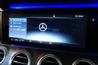 メルセデスベンツ Eクラス E200 AVG ｽﾎﾟｰﾂ ﾚｻﾞｰEXC& ﾚｰﾀﾞｰｾｰﾌﾃｨPKG　黒革 ｻﾝﾙｰﾌ ｼｰﾄﾋｰﾀｰ 純正ﾅﾋﾞ ﾌﾙｾｸﾞTV 360ｶﾒﾗ ﾌﾞﾙﾒｽﾀｰ CarPlay ﾏﾙﾁﾋﾞｰﾑLED ﾏﾙﾁｶﾗｰｱﾝﾋﾞｴﾝﾄﾗｲﾄ 自動Rｹﾞｰﾄ AMGｴｱﾛ&19ｲﾝﾁAW 　2年保証