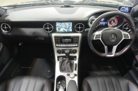 メルセデスベンツ SLKクラス SLK200 ｴｸｽｸﾙｰｼﾌﾞ ﾚｰﾀﾞｰSP　黒革 ｼｰﾄﾋｰﾀｰ ｴｱｽｶｰﾌ 純正ﾅﾋﾞ ﾌﾙｾｸﾞTV MBﾛｺﾞﾌﾞﾚｰｷ ｷｰﾚｽ ｷｾﾉﾝ  AMGｴｱﾛ&18ｲﾝﾁAW 　2年保証