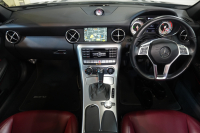 メルセデスベンツ SLKクラス SLK350 BL-EF AMGｽﾎﾟｰﾂ&ﾅｯﾊﾟﾌﾙﾚｻﾞｰPKG　赤ﾅｯﾊﾟ革 ｼｰﾄﾋｰﾀｰ ｴｱｽｶｰﾌ 純正ﾅﾋﾞ ﾌﾙｾｸﾞTV 専用ﾃﾞｻﾞｲﾝｷｾﾉﾝﾍｯﾄﾞ ﾀﾞｯｼｭﾎﾞｰﾄﾞｸﾛｯｸ ｱﾝﾋﾞｴﾝﾄﾗｲﾄ AMGｴｱﾛ&18ｲﾝﾁAW　2年保証