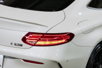 AMG Cクラス C63S ｸｰﾍﾟ ﾚｰﾀﾞｰSP　黒革 ｼｰﾄﾋｰﾀｰ 純正ﾅﾋﾞ ﾌﾙｾｸﾞTV ﾌﾞﾙﾒｽﾀｰ ﾏﾙﾁｶﾗｰｱﾝﾋﾞｴﾝﾄﾗｲﾄ ﾊﾟﾌｫｰﾏﾝｽｴｸﾞｿﾞｰｽﾄ AMGｴｱﾛ&19ｲﾝﾁAW　2年保証