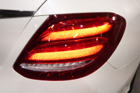 メルセデスベンツ Eクラス E250 ﾚｻﾞｰｴｸｽｸﾙｰｼﾌﾞ&ﾚｰﾀﾞｰｾｰﾌﾃｨPKG　黒ﾅｯﾊﾟ革 ｼｰﾄﾋｰﾀｰ SR 純正ﾅﾋﾞ ﾌﾙｾｸﾞTV CarPlay Burmester 360ｶﾒﾗ ﾏﾙﾁﾋﾞｰﾑLED 自動Rｹﾞｰﾄ ﾊﾝｽﾞﾌﾘｰA AMGｴｱﾛ&19AW　2年保証