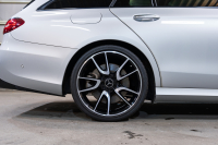 AMG Eクラス E53 ﾜｺﾞﾝ 4MATIC+ ｴｸｽｸﾙｰｼﾌﾞ&ﾚｰﾀﾞｰｾｰﾌﾃｨPKG　ISG搭載 中期 黒革 ﾏｯｻｰｼﾞ機能 ﾋｰﾀｰ&ｸｰﾗｰ ﾊﾟﾉﾗﾏSR 純正ﾅﾋﾞ ﾌﾙｾｸﾞTV 360ｶﾒﾗ ﾌﾞﾙﾒｽﾀｰ HUD ｴｱｻｽ ﾏﾙﾁﾋﾞｰﾑLED 53専用ｴｱﾛ&20ｲﾝﾁAW 　2年保証