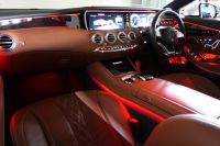 メルセデスベンツ Sクラス S550 ｸｰﾍﾟ AMGﾗｲﾝ ﾚｻﾞｰEXC&ｽﾜﾛﾌｽｷｰｸﾘｽﾀﾙPKG　ﾏｼﾞｯｸﾎﾞﾃﾞｨC 茶革 ﾋｰﾀｰ&ｸｰﾗｰ ﾏｯｻｰｼﾞ機能 ﾀﾞｲﾅﾐｯｸｼｰﾄ MBC ﾊﾟﾉﾗﾐｯｸﾙｰﾌ ﾅﾋﾞTV 360ｶﾒﾗ HUD Burmester AMGｴｱﾛ&20AW　2年保証