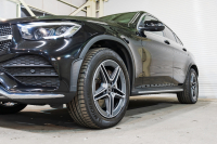 メルセデスベンツ GLCクーペ GLC220d 4MATIC ｸｰﾍﾟ AMGﾗｲﾝ ﾚｻﾞｰEXC&ﾚｰﾀﾞｰSP　後期ﾓﾃﾞﾙ 黒革 ｼｰﾄﾋｰﾀｰ&ｸｰﾗｰ MBUXﾅﾋﾞ ﾌﾙｾｸﾞTV HUD 360ｶﾒﾗ ﾌﾞﾙﾒｽﾀｰ ﾏﾙﾁﾋﾞｰﾑLED ﾘﾗｸｾﾞｰｼｮﾝ機能 ｴｱｻｽ AMGｴｱﾛ&19ｲﾝﾁAW　2年保証