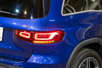 メルセデスベンツ GLB GLB200d 4MATIC AMGﾗｲﾝ ﾚｻﾞｰEXC&ｱﾄﾞﾊﾞﾝｽﾄﾞ&ﾅﾋﾞｹﾞｰｼｮﾝ&ﾚｰﾀﾞｰｾｰﾌﾃｨPKG　1ｵ-ﾅ 黒赤革 ｼｰﾄﾋｰﾀｰ ﾊﾟﾉﾗﾏSR MBUXﾅﾋﾞ ﾌﾙｾｸﾞTV 360ｶﾒﾗ HUD ﾏﾙﾁﾋﾞｰﾑLED ﾜｲﾔﾚｽﾁｬｰｼﾞﾝｸﾞ AMGｴｱﾛ&19ｲﾝﾁAW　2年保証